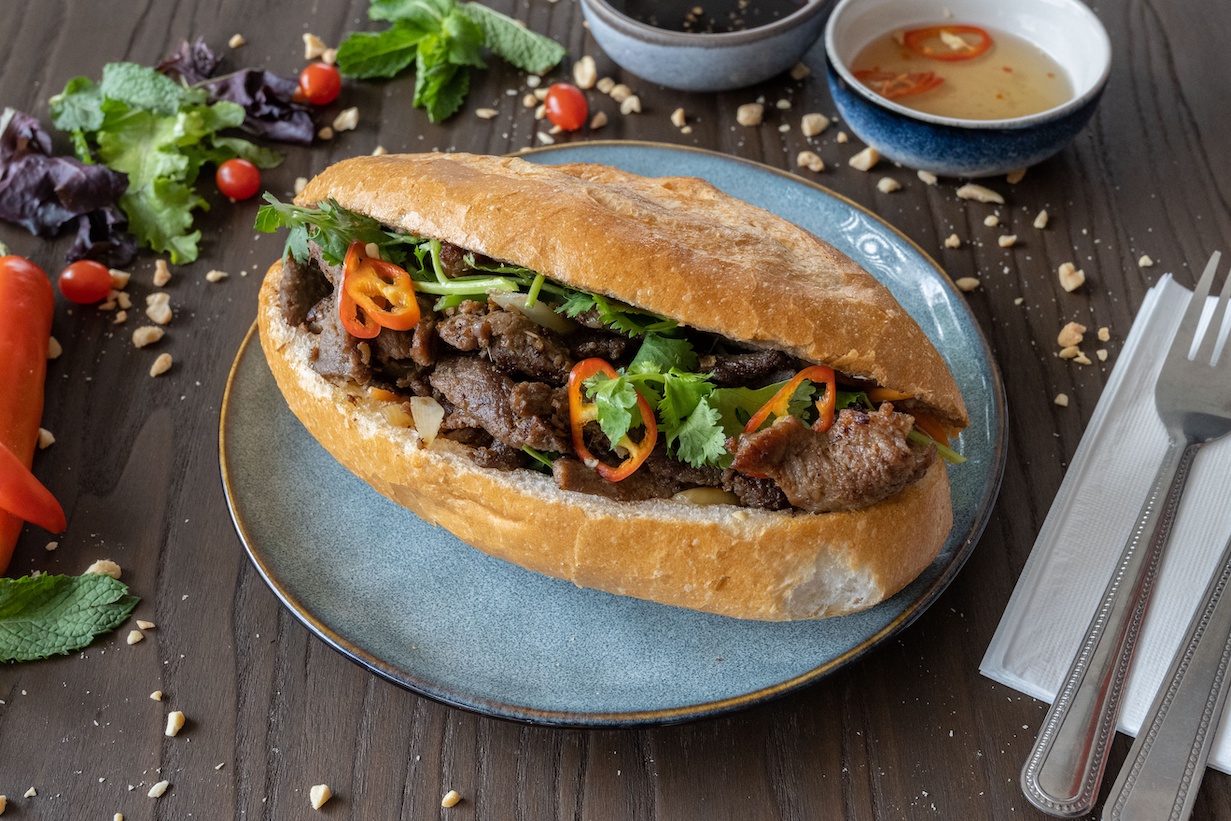 Lemongrass beef Bánh Mì